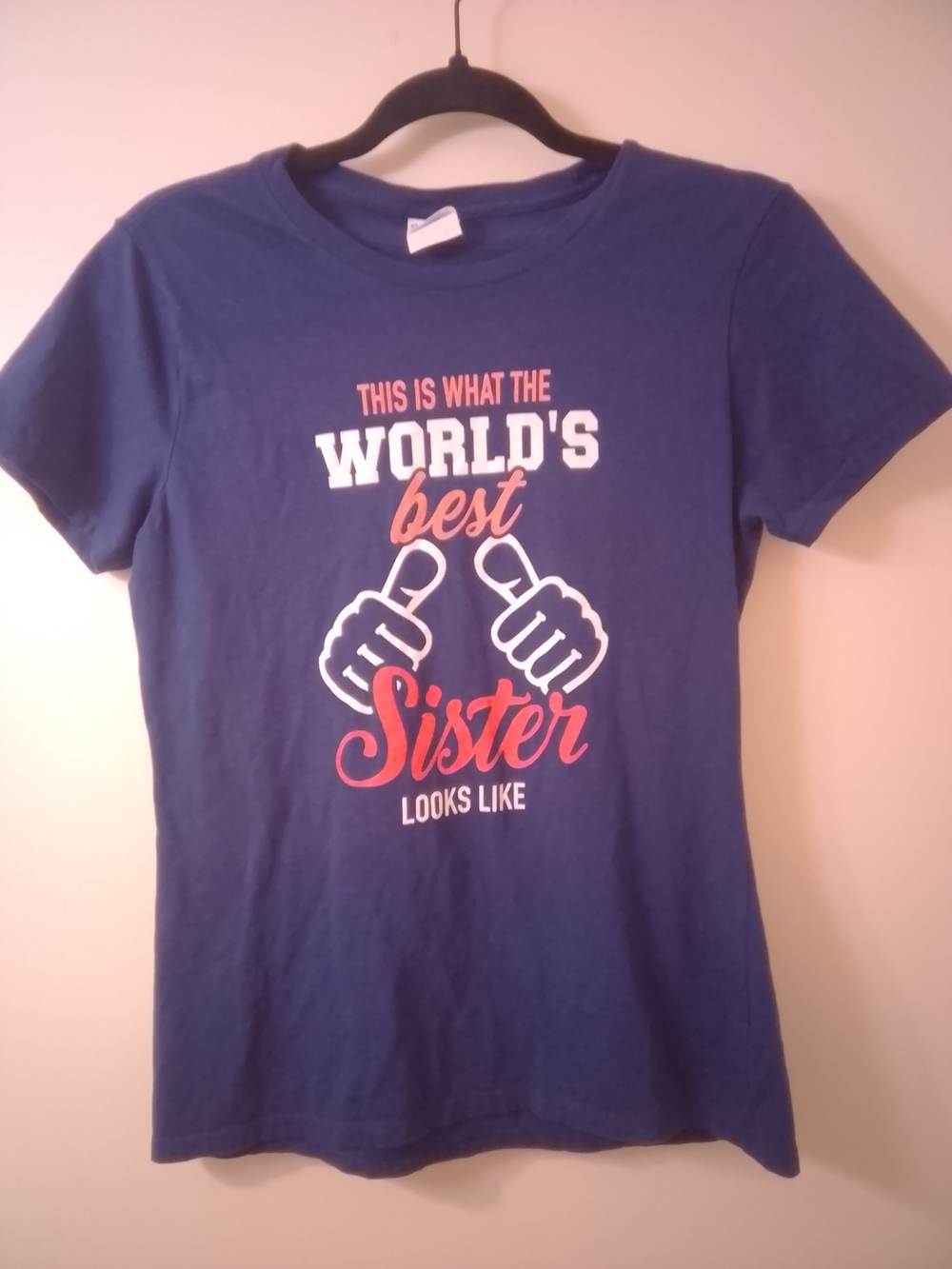"World's Best Sister" Graphic Tee